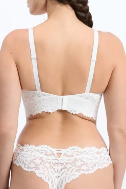 Sujetador triangular sin aros post-mastectomía