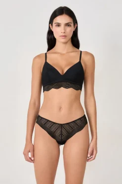 Sujetador triángulo sin aros