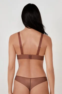 Sujetador triángulo sin aros de tul