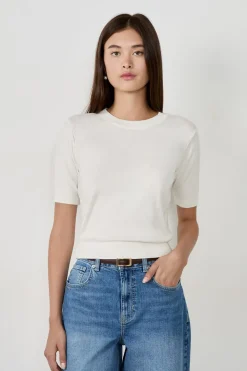 Suéter de manga corta cuello redondo