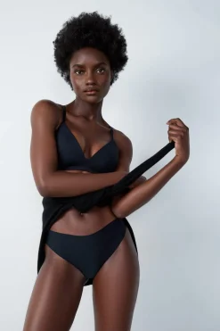 Tanga alto de microfibra