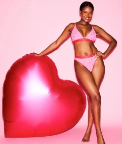 Tanga con bordado Etam x Lemonade Dolls