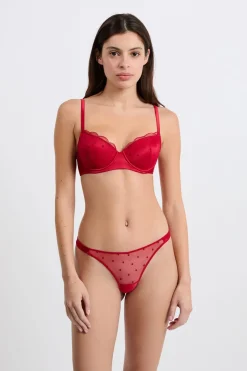 Tanga con detalles bordados