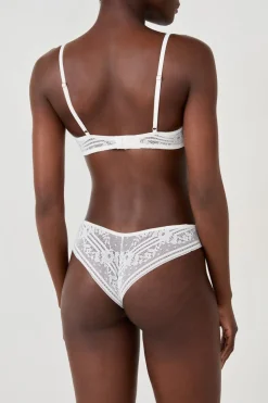 Tanga de encaje