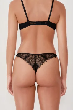 Tanga de encaje