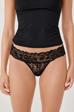 Tanga de encaje