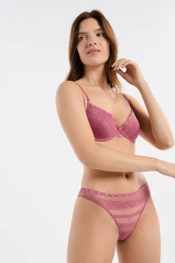 Tanga de encaje