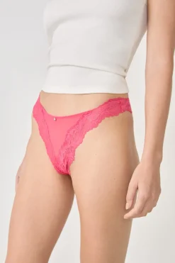 Tanga de encaje