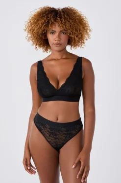 Tanga de encaje Etam x Lemonade Dolls