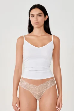 Tanga de encaje tejido brillante