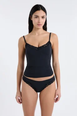 Tanga de microfibra y encaje