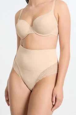 Tanga de talle alto moldeador con detalles de encaje - Sujeción media