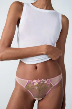 Tanga de tul bordado