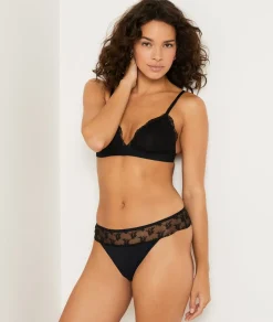 Tanga de tul bordado