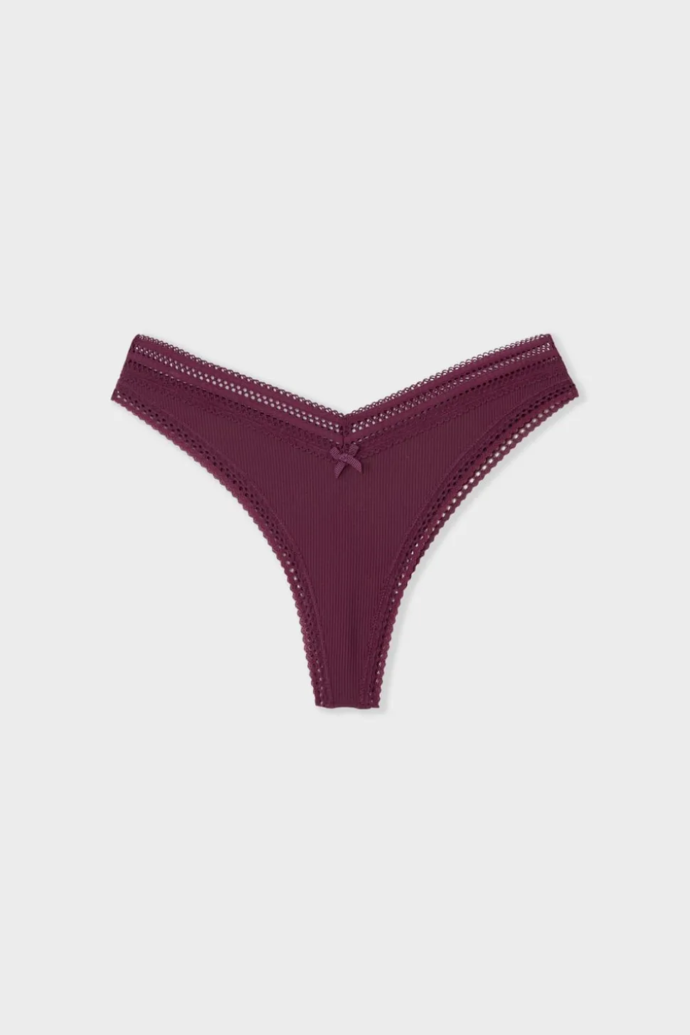 Tanga en forma de V de microfibra con detalles de encaje