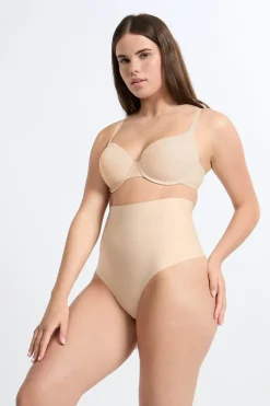 Tanga moldeador - fuerte sujeción