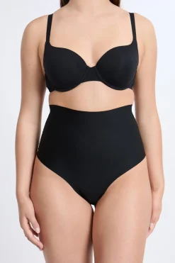 Tanga moldeador - fuerte sujeción