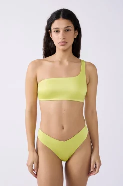 Top bikini asimétrico