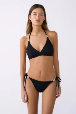 Top bikini triangular detalles perlas