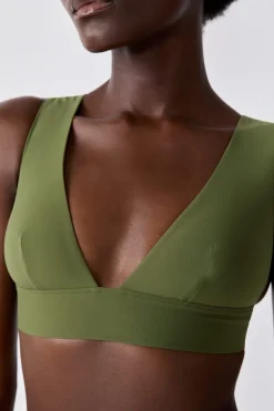 Top bikini triángulo