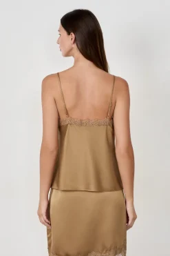 Top con cuello de encaje