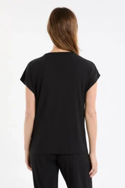 Top liso de manga corta