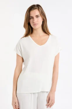 Top liso de manga corta