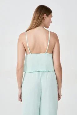 Top satinado con tirantes