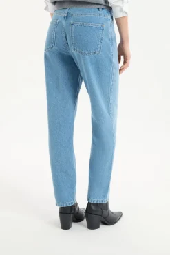 Vaqueros de corte recto