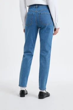 Vaqueros de corte slim