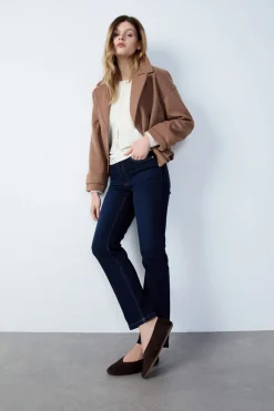 Vaqueros de pierna recta