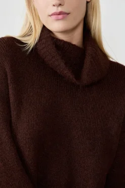 Vestido jersey de cuello alto