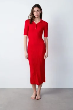 Vestido largo con cuello polo